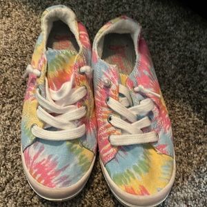 Women’s Jelly Pop slip on’s size 6.